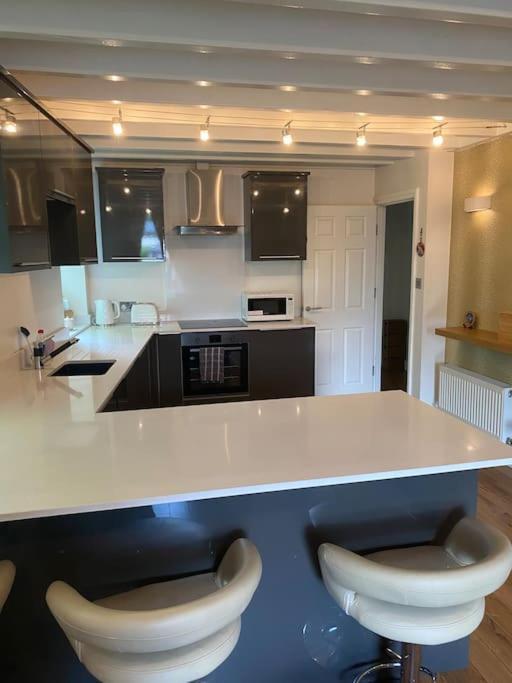 Contemporary Duplex - Private Patio & Parking Daire Stockport Dış mekan fotoğraf